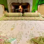 Couette-café Manoir Des Cavaliers - 4*