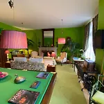 Bed & Breakfast Manoir Des Cavaliers - 4*