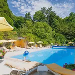 Manoir Des Cavaliers - Bed & Breakfast