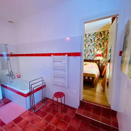 Manoir Des Cavaliers - Bed & Breakfast Chantilly