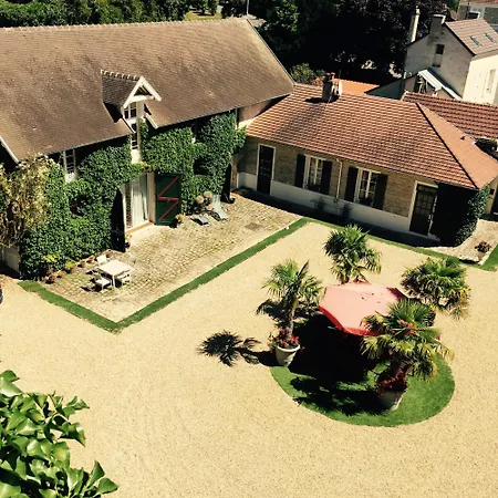 فندق مبيت وإفطار Manoir Des Cavaliers - شانتييّي