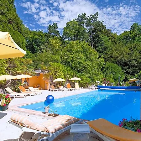 Manoir Des Cavaliers - B&B 샹티이