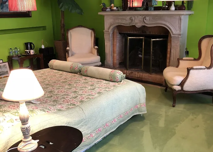 Bed & Breakfast Manoir Des Cavaliers - Chantilly