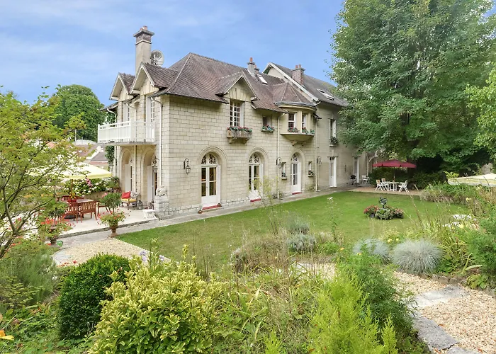Manoir Des Cavaliers - Bed & Breakfast